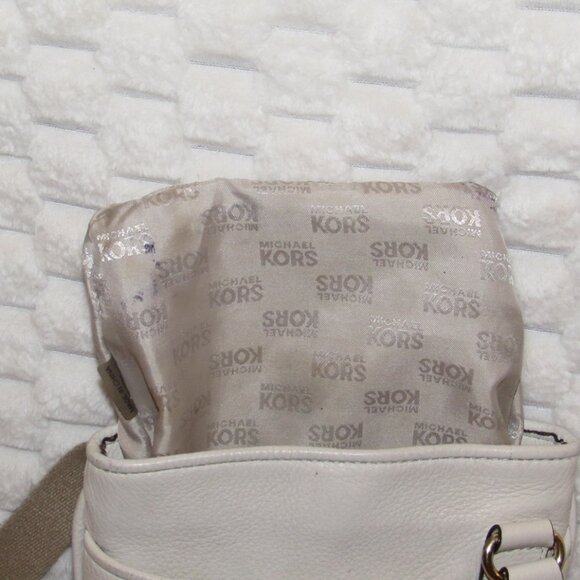 Michael Kors FULTON Small Leather Crossbody Bag VANILLA - Picture 10 of 14